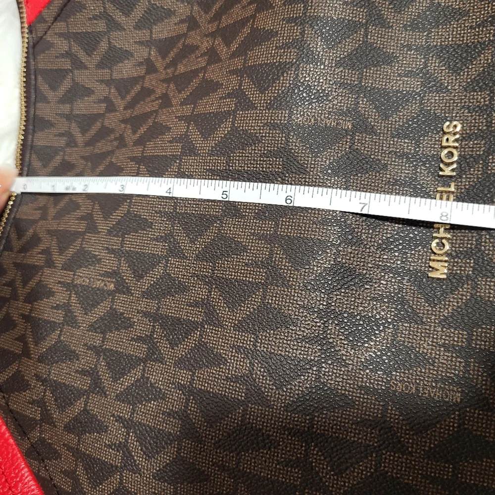 Michael Kors Aria Medium Leather Top Zip Shoulder Bag Brown/Sangria